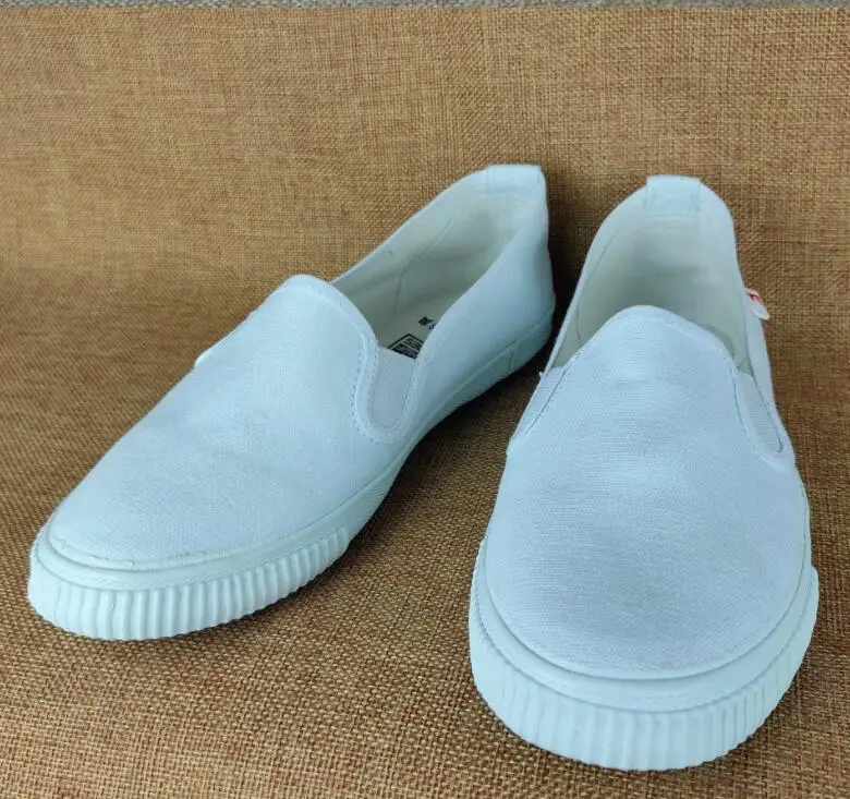 T30 2023 High Quality Men Women Casual Shoes Sport Shoes Low Breathable Spring Autumn Trending Trainers Sneakers Eur 35-45
T30 2023 High Quality Men Women Casual Shoes Sport Shoes Low Breathable Spring Autumn Trending Trainers Sneakers Eur 35-45