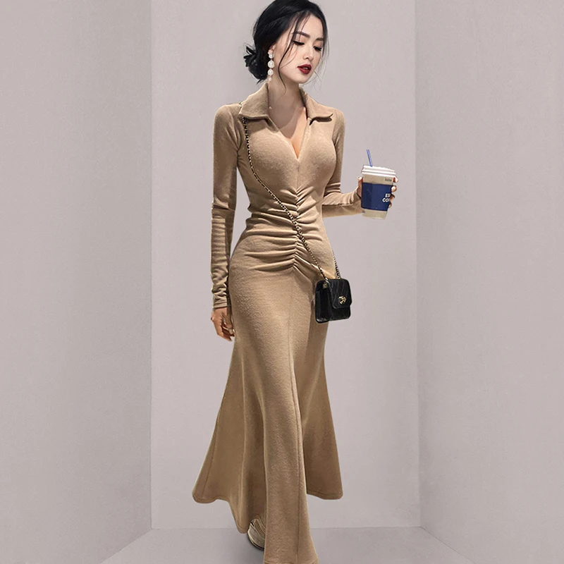 Женское Повседневное трикотажное длинное платье с V-образным вырезом, облегающее платье с оборками и узкой талией, женское однотонное плать...
Женское Повседневное трикотажное длинное платье с V-образным вырезом, облегающее платье с оборками и узкой талией, женское однотонное плать...