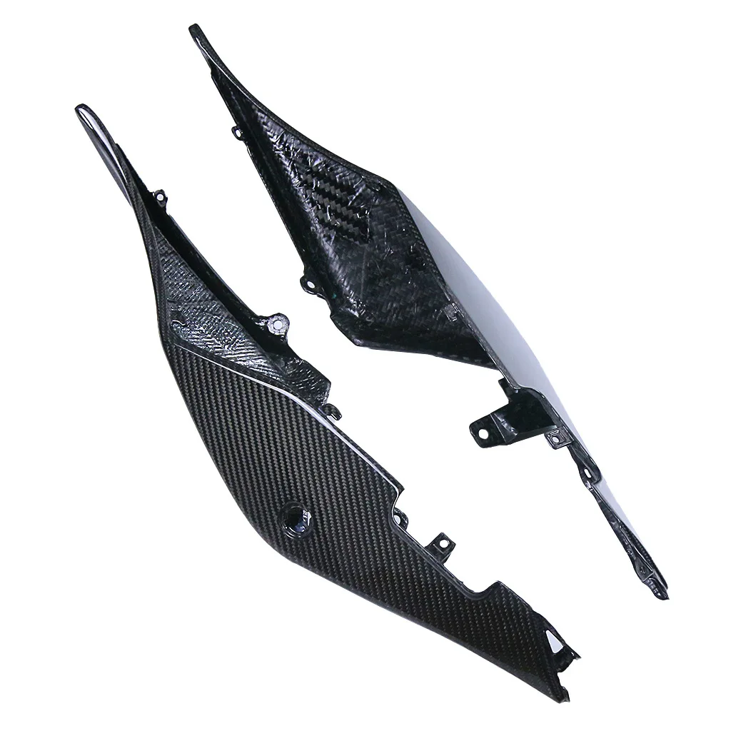 Carbon Rear Side Fairing for Aprilia RSV4 2021-2023 / RSV4 Factory 2021- 2023/ Tuono V4 2021-2023
Carbon Rear Side Fairing for Aprilia RSV4 2021-2023 / RSV4 Factory 2021- 2023/ Tuono V4 2021-2023