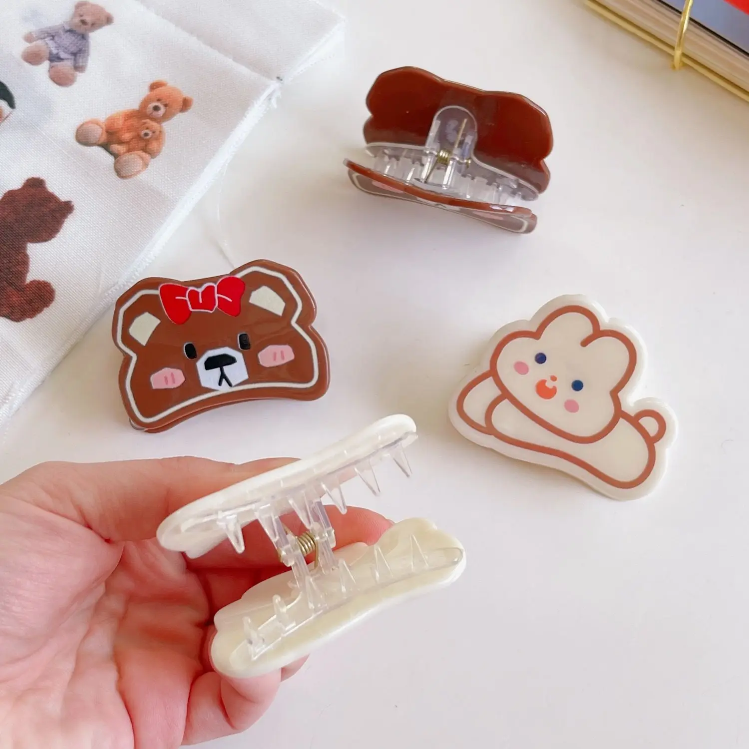 Sweet Cute Hair Claw Cartoon Temperament Headwear Bear Bunny Hair Clip Korean Style Hair Accessories For Women
Sweet Cute Hair Claw Cartoon Temperament Headwear Bear Bunny Hair Clip Korean Style Hair Accessories For Women