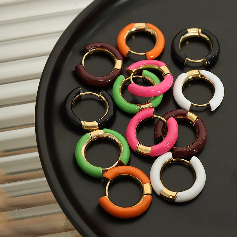 ALTERA Summer Minimalism Colorful 16mm Hoop Earrings for Women Stainless Steel Vintage Y2K Jewelry 12 Colors Earrings Wholesale 
ALTERA Summer Minimalism Colorful 16mm Hoop Earrings for Women Stainless Steel Vintage Y2K Jewelry 12 Colors Earrings Wholesale