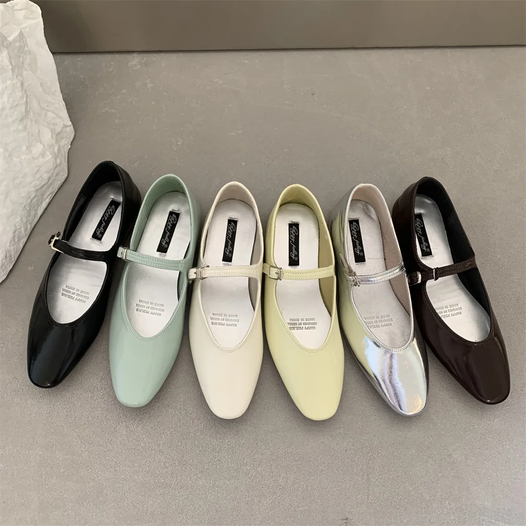 Casual Woman Shoe Square Toe Shallow Mouth Soft Female Footwear Modis Autumn New Grandma Round Comfortable Dress 2022 Fall Flat
Casual Woman Shoe Square Toe Shallow Mouth Soft Female Footwear Modis Autumn New Grandma Round Comfortable Dress 2022 Fall Flat