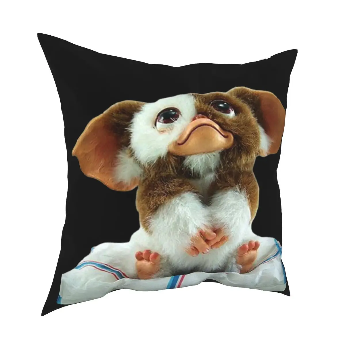 Наволочки Gremlins Gizmo в стиле 80-х фильмов, Полиэстеровые наволочки для диванных подушек Mogwai Sci Fi, милые декоративные наволочки, 40*40 см
Наволочки Gremlins Gizmo в стиле 80-х фильмов, Полиэстеровые наволочки для диванных подушек Mogwai Sci Fi, милые декоративные наволочки, 40*40 см