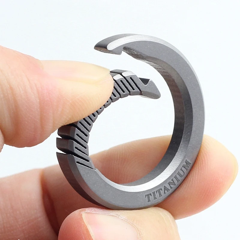 Real Titanium Keychain Luxury Car Key Ring Holder for Men Women Lightweight EDC Jewelry Key Chain Spin Accessories Gadgets Gift
Real Titanium Keychain Luxury Car Key Ring Holder for Men Women Lightweight EDC Jewelry Key Chain Spin Accessories Gadgets Gift