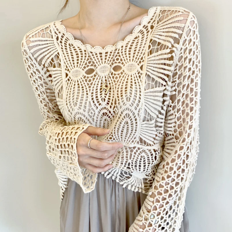 Clothland Women Stylish White Hollow Out Blouse Flare Sleeve See Through Crop Top Short Style Summer Transparent Top LA553
Clothland Women Stylish White Hollow Out Blouse Flare Sleeve See Through Crop Top Short Style Summer Transparent Top LA553