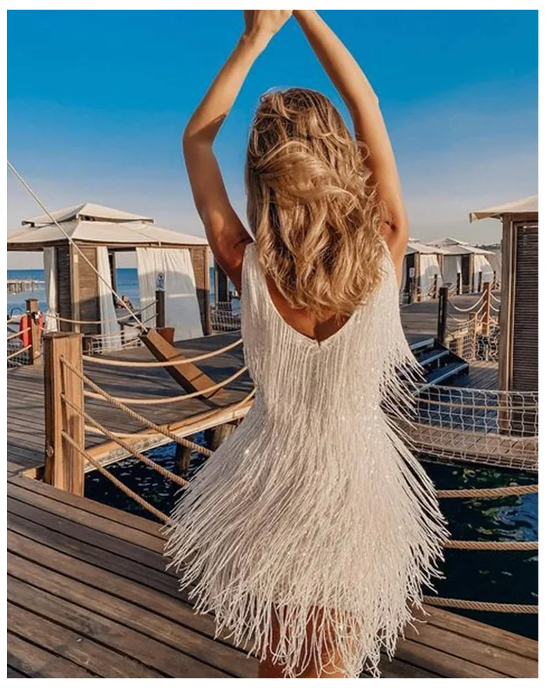 2022 New Sexy Bodycon Dress Skirt Tassel Sequin Deep V Womens Party Mini Sleeveless Side Slit Sexy Irregular Dress Wholesale
2022 New Sexy Bodycon Dress Skirt Tassel Sequin Deep V Womens Party Mini Sleeveless Side Slit Sexy Irregular Dress Wholesale