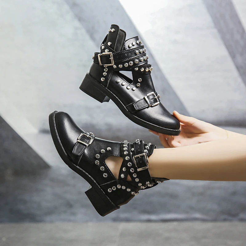 Fashion Women's Metal Chain Studs Motorcycle Booties Black Platform Square Heels Punk Rock Gothic Biker Ankle Boots
Fashion Women's Metal Chain Studs Motorcycle Booties Black Platform Square Heels Punk Rock Gothic Biker Ankle Boots