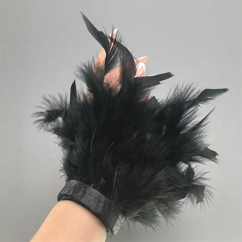 Ostrich Feather Cuff Wrist Sleeve Women Fur Ostrich Feather Cuffs Feather Cuff Snap Bracelet Clap On Satin Shirts Elegant
Ostrich Feather Cuff Wrist Sleeve Women Fur Ostrich Feather Cuffs Feather Cuff Snap Bracelet Clap On Satin Shirts Elegant