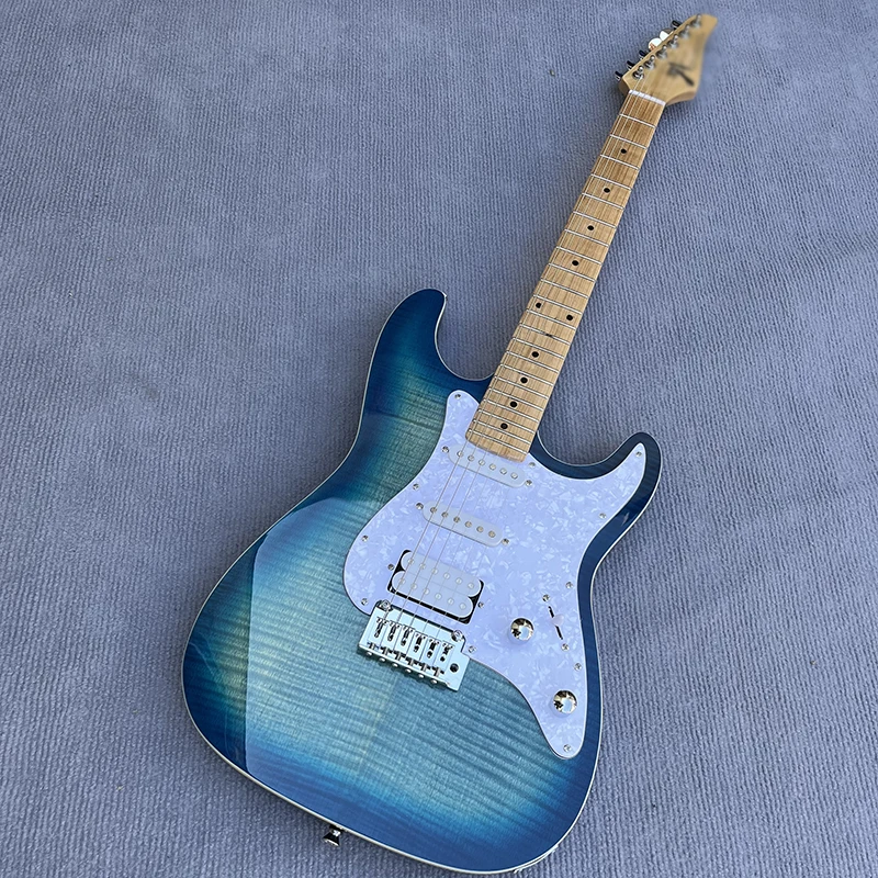 Classic master level electric guitar, 22 tone electric guitar, high-end bright tiger pattern, free delivery home.
Classic master level electric guitar, 22 tone electric guitar, high-end bright tiger pattern, free delivery home.