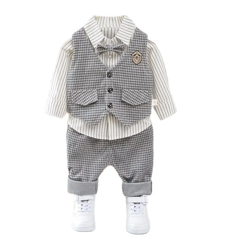 Baby Boy party suit fahion Striped Shirt with +Bow Tie+ Plaid Vest+Trousers 3Pcs Formal Kids Clothes Set Outfit
Baby Boy party suit fahion Striped Shirt with +Bow Tie+ Plaid Vest+Trousers 3Pcs Formal Kids Clothes Set Outfit