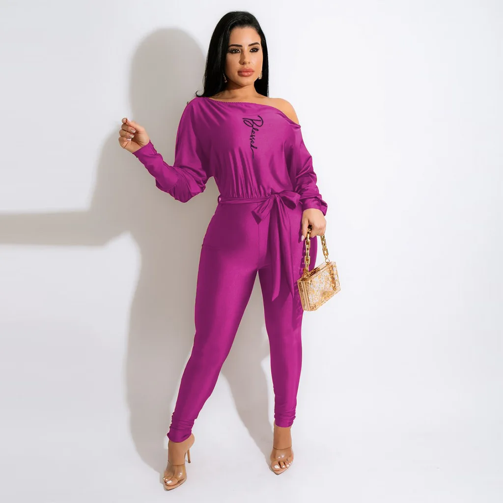 Women Elegant Off Shoulder Long Sleeves Letter Bodycon Skinny Leg with Belt Jumpsuit
Women Elegant Off Shoulder Long Sleeves Letter Bodycon Skinny Leg with Belt Jumpsuit