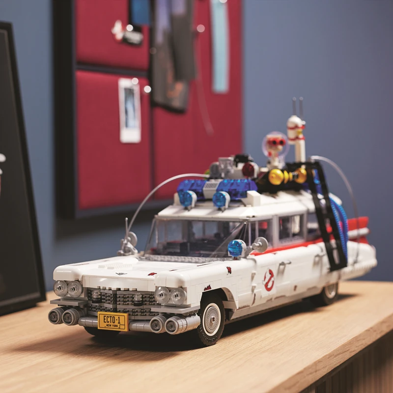 2352PCS Eivil Smiasher ECTO-1 Creative Vehicle Building Block Compatible with 10274 Bricks Toy Car Model Car Kit for Adults
2352PCS Eivil Smiasher ECTO-1 Creative Vehicle Building Block Compatible with 10274 Bricks Toy Car Model Car Kit for Adults