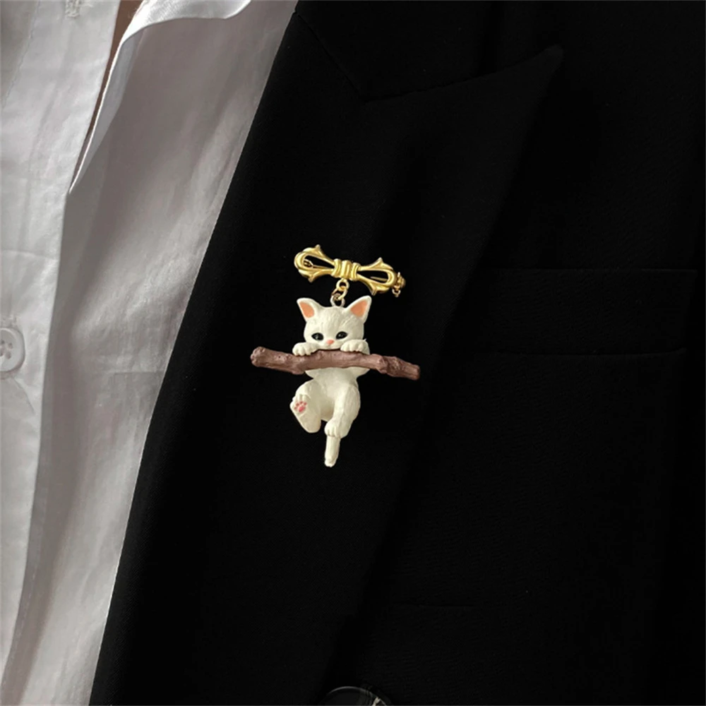 Cute Kitten Brooch Cartoon Suit Male Fixed Decorative Pin
Cute Kitten Brooch Cartoon Suit Male Fixed Decorative Pin