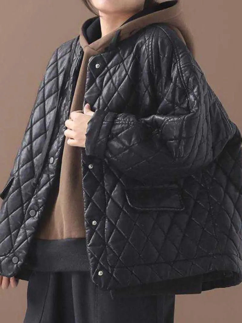 Women's Autumn And Winter New Korean Version Loose Literary Retro Single-breasted Quilted Short Leather Cotton Long Sleeves Coat
Women's Autumn And Winter New Korean Version Loose Literary Retro Single-breasted Quilted Short Leather Cotton Long Sleeves Coat