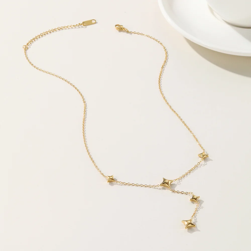 French four-pointed star pendant titanium steel necklace stud set fashion temperament 18K gold collar 
French four-pointed star pendant titanium steel necklace stud set fashion temperament 18K gold collar
