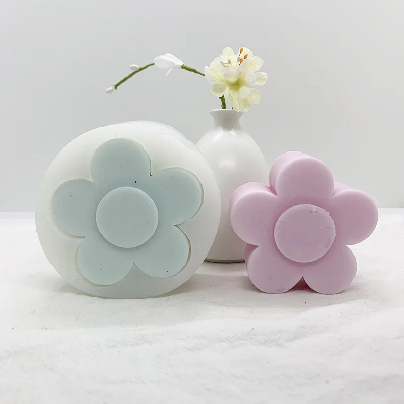 Small Flower-Shaped Cake Decoration Silicone Mold DIY Flower Scented Candle Gypsum Handmade Soap Diffuser Stone Mold
Small Flower-Shaped Cake Decoration Silicone Mold DIY Flower Scented Candle Gypsum Handmade Soap Diffuser Stone Mold