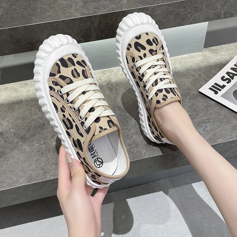 Canvas Fashion Shoes Woman 2022 New Fashion Color Women Casual Shoes Flats Canvas Women Casual Shoes Sneakers Fashion All-match
Canvas Fashion Shoes Woman 2022 New Fashion Color Women Casual Shoes Flats Canvas Women Casual Shoes Sneakers Fashion All-match