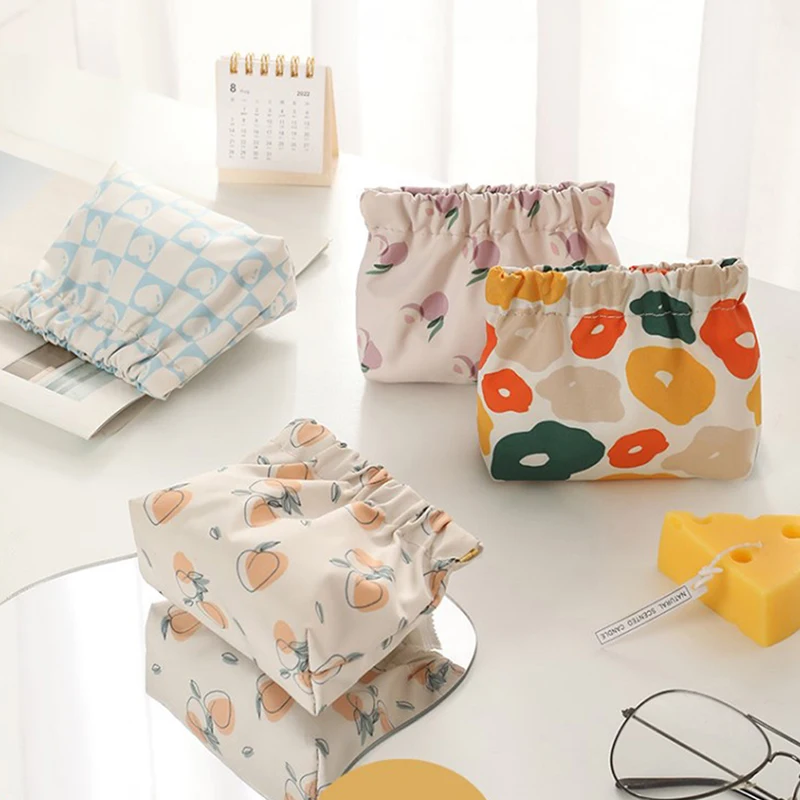 Mini Shrapnel Bag Coin Purse Women Change Storage Bag Travel Lipstick Cosmetic Bag Printing Fashion Coin Money Bags for Girls 
Mini Shrapnel Bag Coin Purse Women Change Storage Bag Travel Lipstick Cosmetic Bag Printing Fashion Coin Money Bags for Girls