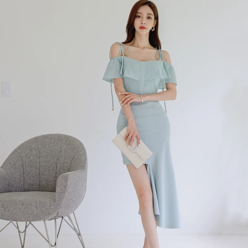 2022 Summer New Korean Women's Fashion Temperament Elegant Slim Sexy Personalized Suspender One Shoulder Irregular Dress
2022 Summer New Korean Women's Fashion Temperament Elegant Slim Sexy Personalized Suspender One Shoulder Irregular Dress
