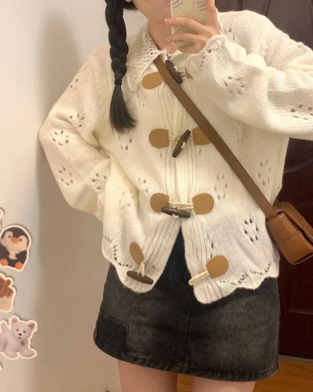 Sweet Hollow Button Sweater Coat Women 2022 Autumn New Soft Knitting Pullovers Warm Jumper Cute Sweater for Girl Soft Top 24032
Sweet Hollow Button Sweater Coat Women 2022 Autumn New Soft Knitting Pullovers Warm Jumper Cute Sweater for Girl Soft Top 24032