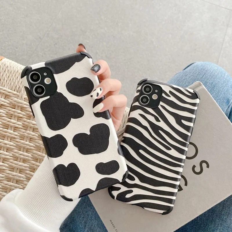 Leopard Print Pattern Zebra Cow Phone Case for IPhone 11 12 Pro X XR XS Max 8 7 Plus Matte Leather Soft Tpu Silicon Back Cover
Leopard Print Pattern Zebra Cow Phone Case for IPhone 11 12 Pro X XR XS Max 8 7 Plus Matte Leather Soft Tpu Silicon Back Cover