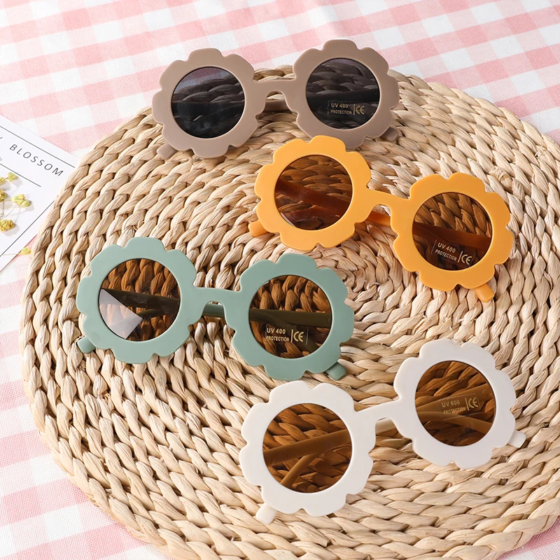 Vintage Cute Kids Girl Sunglasses Child Sun Glasses Round Flower Baby Children UV400 Sunglass Girls Boys Fashion Glasses
Vintage Cute Kids Girl Sunglasses Child Sun Glasses Round Flower Baby Children UV400 Sunglass Girls Boys Fashion Glasses