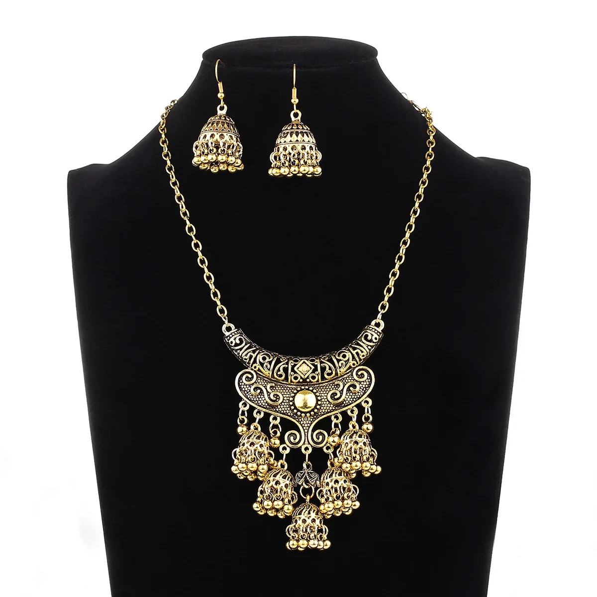 New 2022 Vintage Bohemian Handcrafted Accessories Set Horn Bell Earrings Necklace Set
New 2022 Vintage Bohemian Handcrafted Accessories Set Horn Bell Earrings Necklace Set