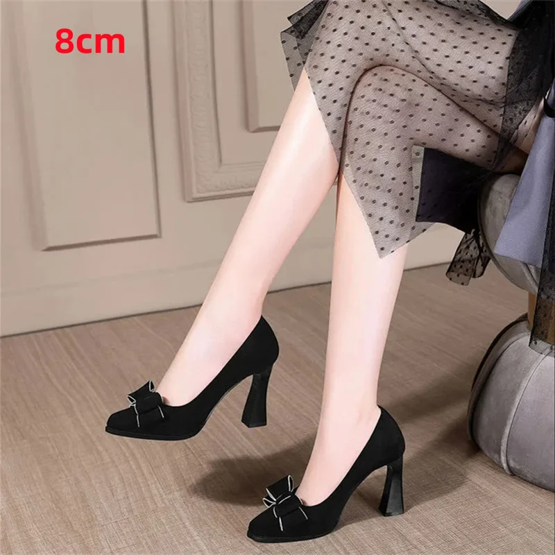 Sapatos Femininas Women Fashion High Quality Bow Tie Slip on High Heel Shoes for Party Lady Casual Comfort Stylish Pumps E390
Sapatos Femininas Women Fashion High Quality Bow Tie Slip on High Heel Shoes for Party Lady Casual Comfort Stylish Pumps E390