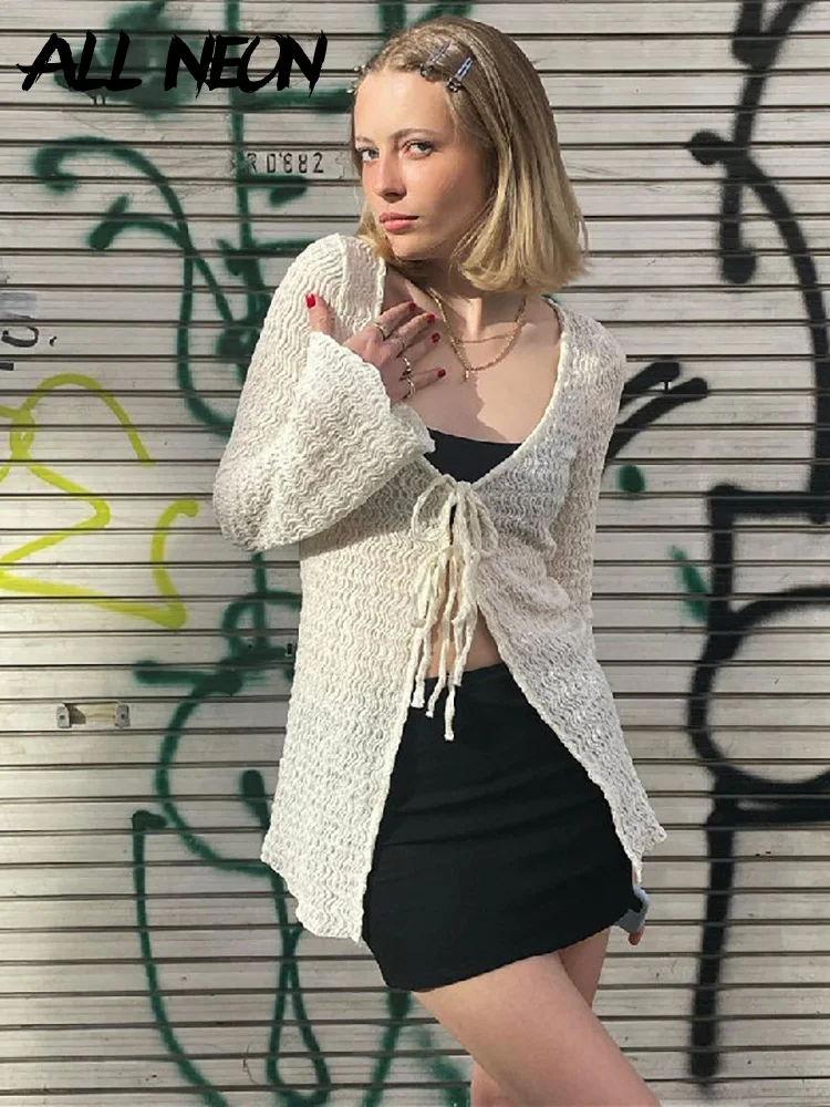 ALLNeon Y2K Fairycore Aesthetics Deep V Bandage White T-shirts 90s Vintage Cute Textured Folds Slit Hem Flare Sleeve Long Tops
ALLNeon Y2K Fairycore Aesthetics Deep V Bandage White T-shirts 90s Vintage Cute Textured Folds Slit Hem Flare Sleeve Long Tops