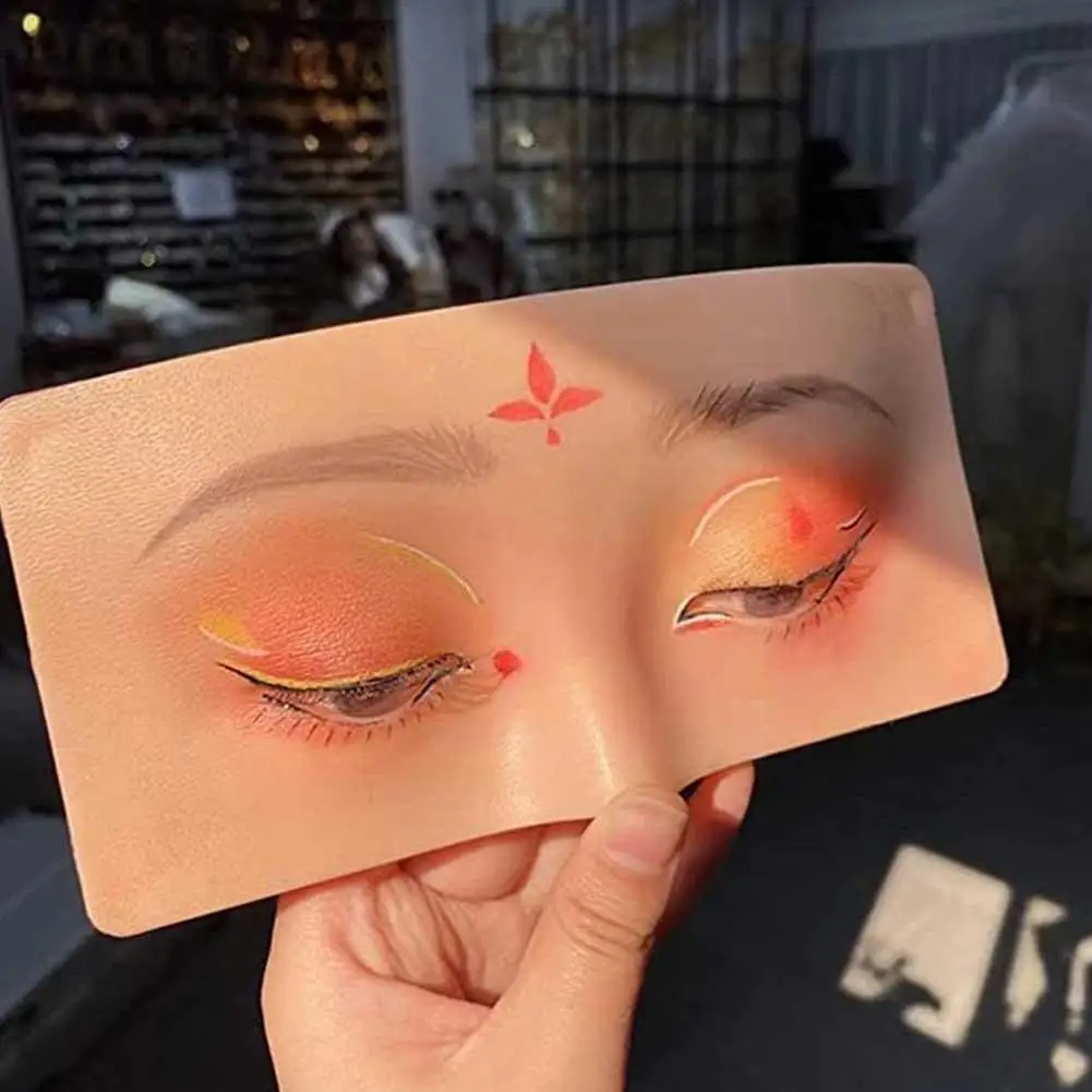 Силиконовый манекен для практики макияжа R9Q6 
Силиконовый манекен для практики макияжа R9Q6