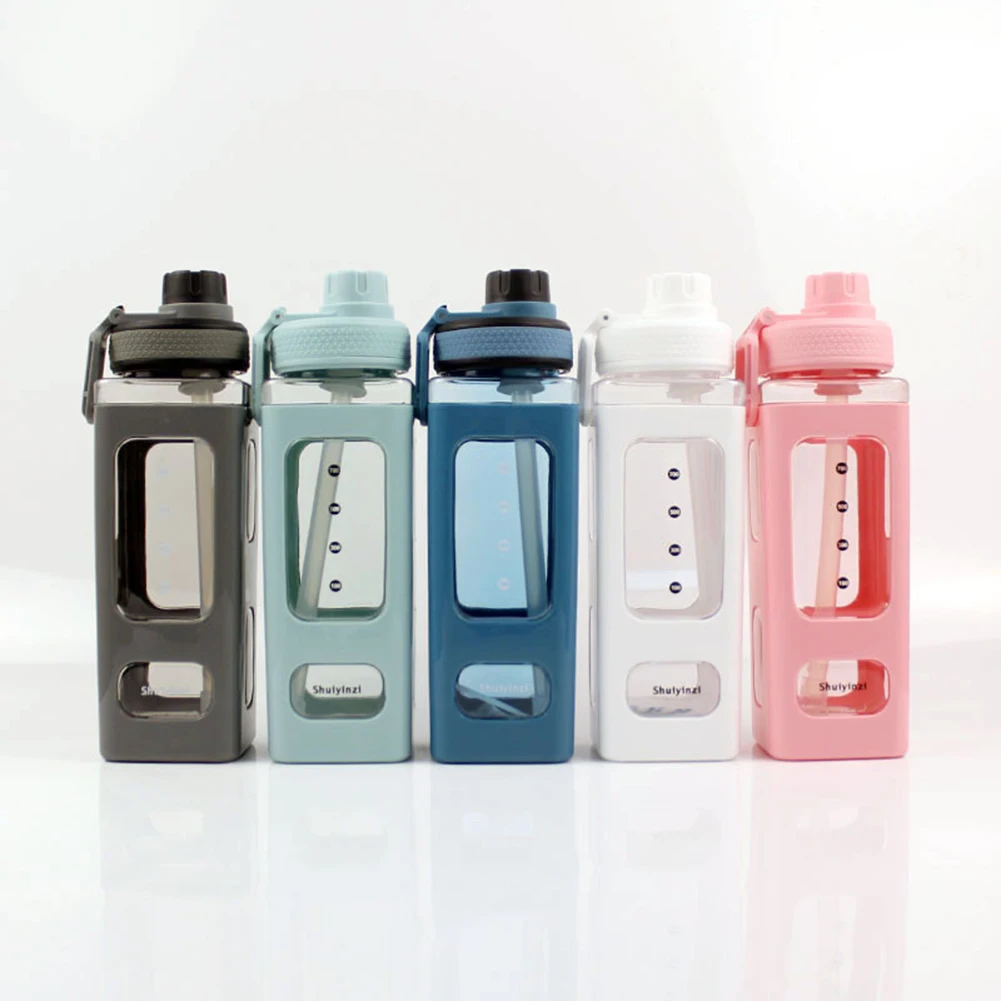 700ml Plastic Water Bottle for Drinking Portable Sports Travel Straw Cup Leakproof Drinking Bottles with Scale Outdoor Equipment
700ml Plastic Water Bottle for Drinking Portable Sports Travel Straw Cup Leakproof Drinking Bottles with Scale Outdoor Equipment