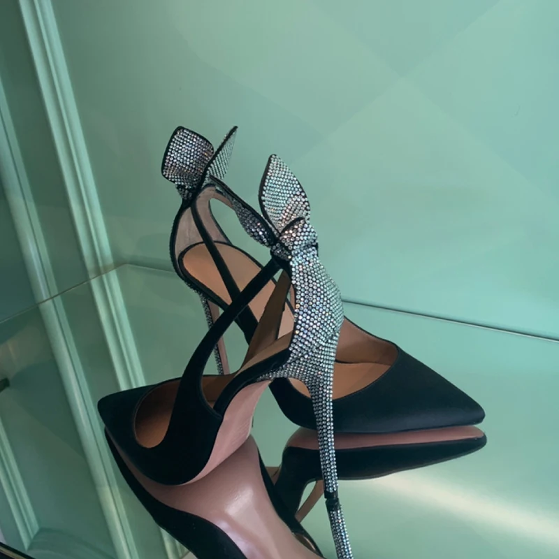 Luxury Crystal Rabbit Ear Stiletto Heel Pumps Pointed Toe Black Suede Patchwork Shoes Cross Strap Shallow Club Dress Shoes
Luxury Crystal Rabbit Ear Stiletto Heel Pumps Pointed Toe Black Suede Patchwork Shoes Cross Strap Shallow Club Dress Shoes