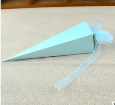 100pcs/lot european style triangle candy box paper wedding chocolate gift ice cream box 4colors
100pcs/lot european style triangle candy box paper wedding chocolate gift ice cream box 4colors
