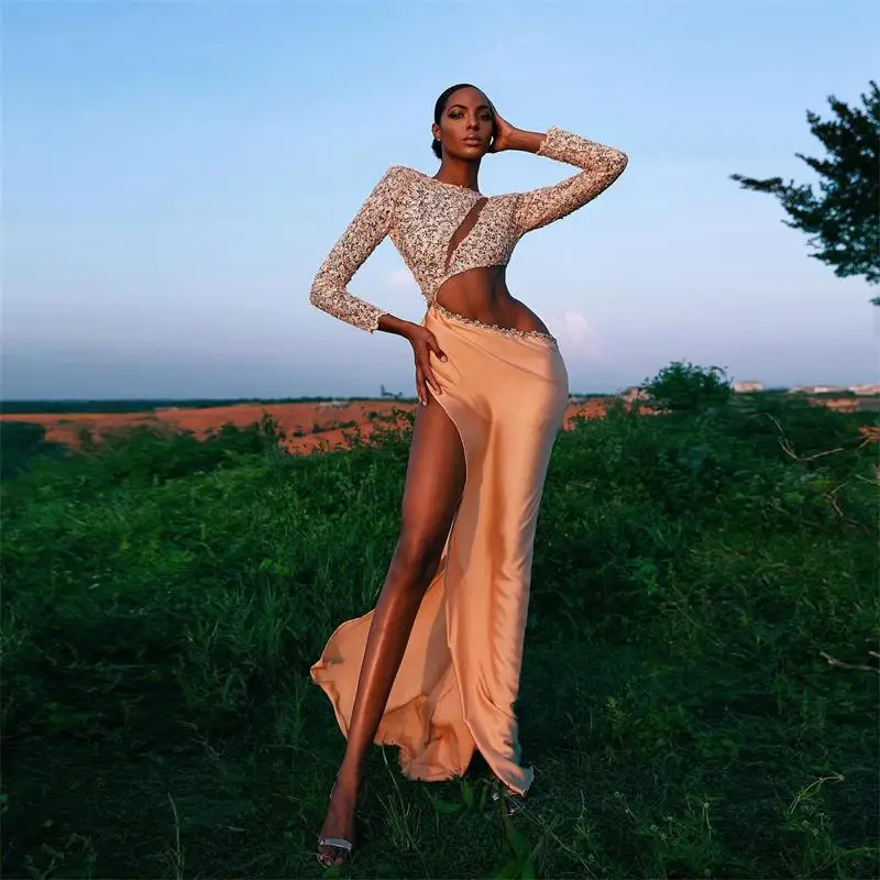 Charming Prom Dresses Luxury Crystal Lace Appliques Long Sleeves Evening Dress Custom Made Sexy Side Split Robe De Mariée
Charming Prom Dresses Luxury Crystal Lace Appliques Long Sleeves Evening Dress Custom Made Sexy Side Split Robe De Mariée