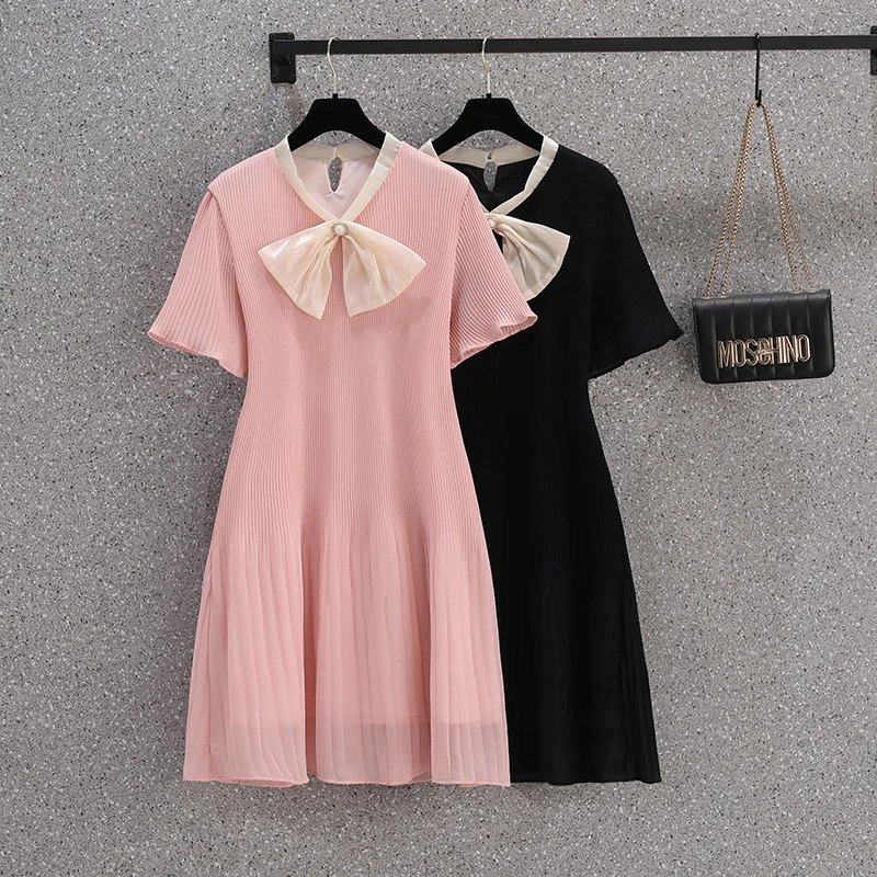 Fashion Pink Short Mini Bodycon Dress 2022 New V-Neck Bow Short Sleeve Sweater Summer Dress Pleat Ruffles Knitted Back Dress
Fashion Pink Short Mini Bodycon Dress 2022 New V-Neck Bow Short Sleeve Sweater Summer Dress Pleat Ruffles Knitted Back Dress