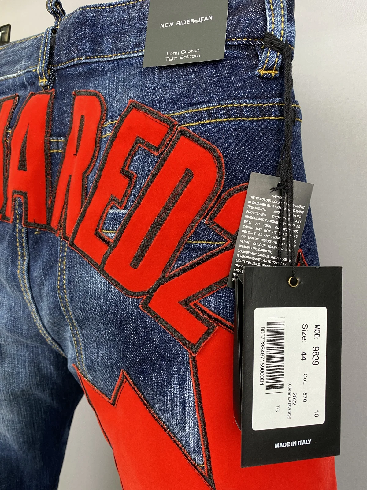 2023 Spring New Denim Pants Men's d2 Slim Fit Small Feet Washed Grey Casual Full Stripe Hole Patch
2023 Spring New Denim Pants Men's d2 Slim Fit Small Feet Washed Grey Casual Full Stripe Hole Patch