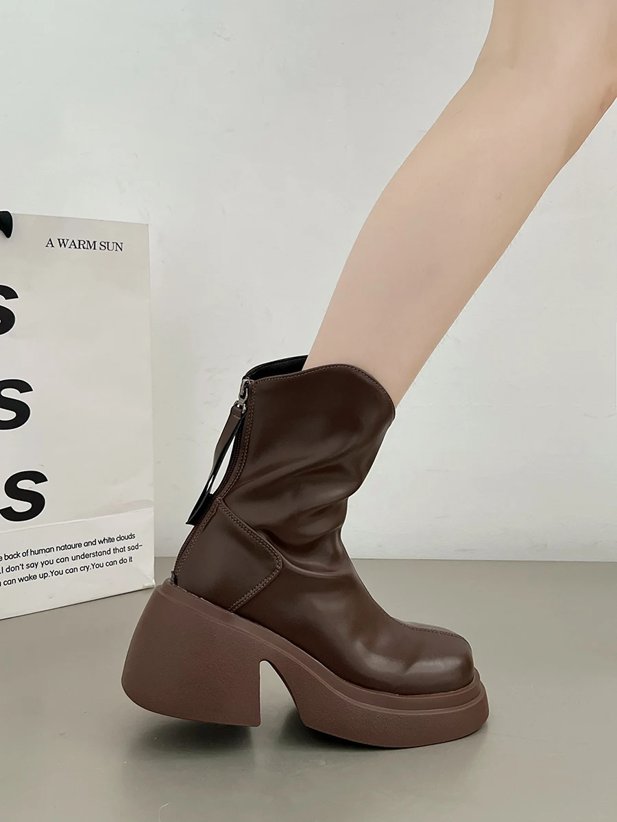 Women's high-heeled ankle boots 2023 brown thick bottom chunky heel short boots new retro PU leather boots women's shoes
Women's high-heeled ankle boots 2023 brown thick bottom chunky heel short boots new retro PU leather boots women's shoes