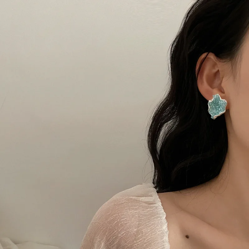 JP41 S925 Серебряные игольчатые простые маленькие свежие необычные серьги модные серьги в натуральном лесном стиле
JP41 S925 Серебряные игольчатые простые маленькие свежие необычные серьги модные серьги в натуральном лесном стиле