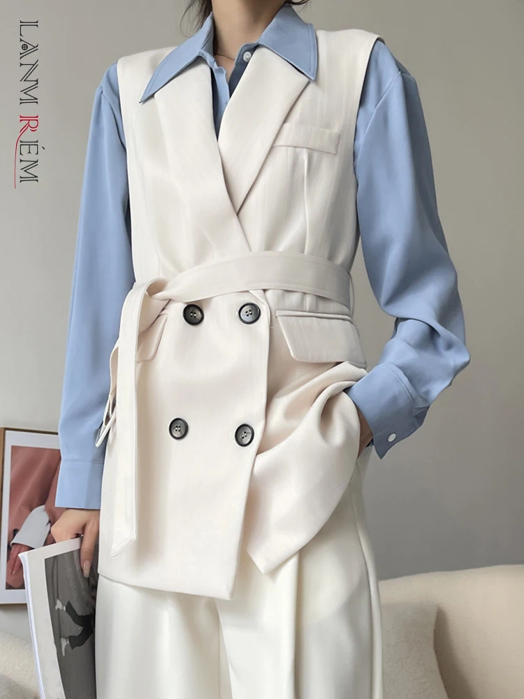 LANMREM Fashion Solid Color Belt Vest Women Notched Collar Sleeveless Double Breasted Coat Streetwear 2023 Autumn New 2AA2790
LANMREM Fashion Solid Color Belt Vest Women Notched Collar Sleeveless Double Breasted Coat Streetwear 2023 Autumn New 2AA2790
