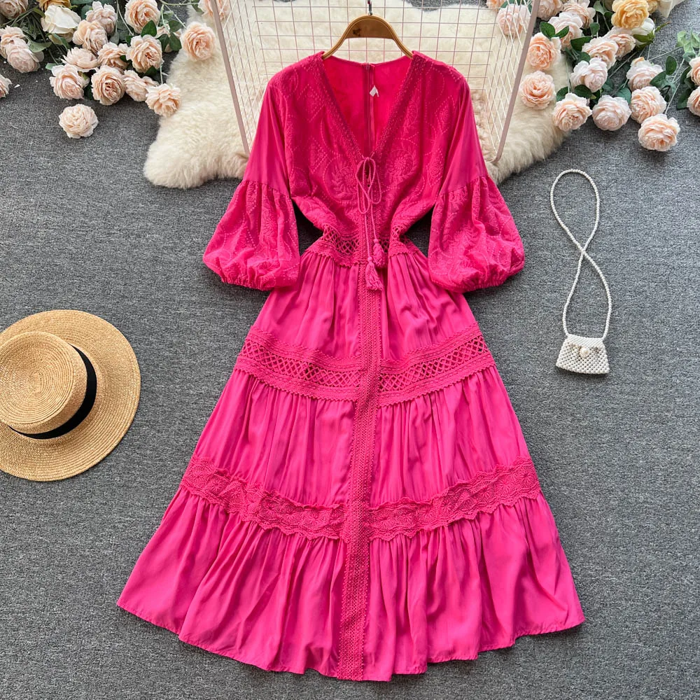 New Spring Autumn Women V-Neck Puff Slim Long Dress High Quality Retro Embroidery Lace Patchwork Elegant Party Dress
New Spring Autumn Women V-Neck Puff Slim Long Dress High Quality Retro Embroidery Lace Patchwork Elegant Party Dress