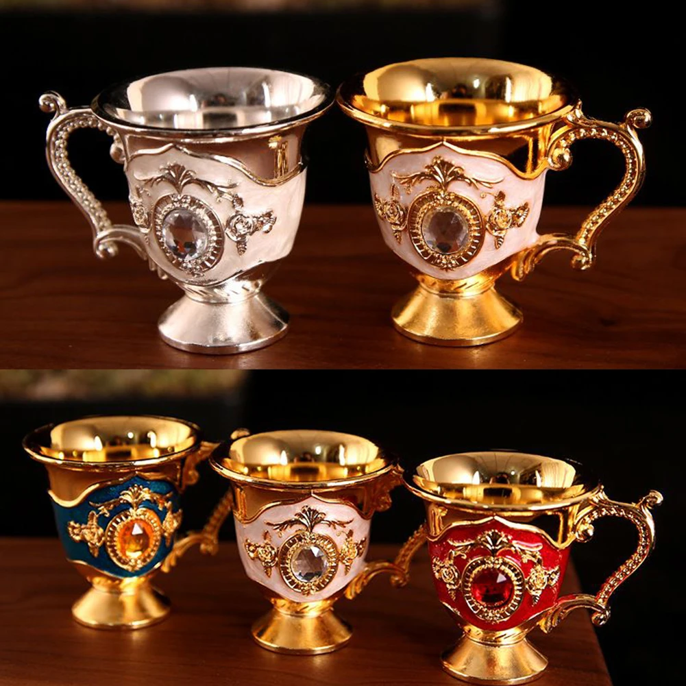 1pcs 30ml Creative Retro Wine Glasses Cup Goblet Vintage European Style Champagne Wine Glasses Bar Drinkware Home Decor
1pcs 30ml Creative Retro Wine Glasses Cup Goblet Vintage European Style Champagne Wine Glasses Bar Drinkware Home Decor