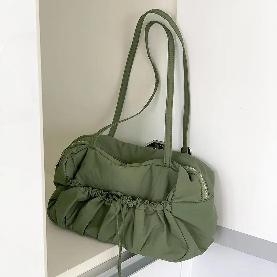 HAEX Fashion Women Shoulder Bags Trend New Korean Style Wrinkled Nylon Tote Bags Casual Daily Solid Commute Bolso Mujer Shoppers 
HAEX Fashion Women Shoulder Bags Trend New Korean Style Wrinkled Nylon Tote Bags Casual Daily Solid Commute Bolso Mujer Shoppers