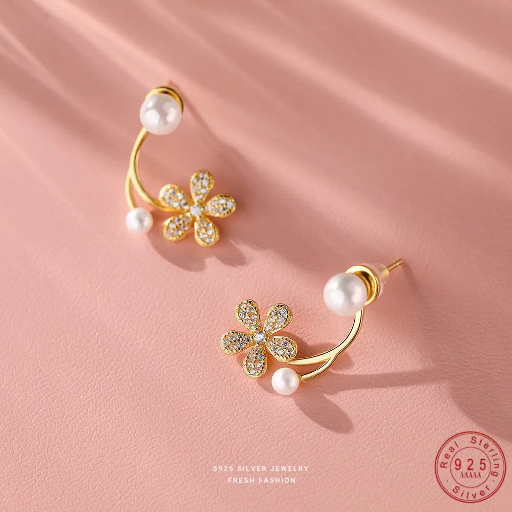 Girls 925 Sterling Silver Inlay Shell Pearl Zircon Flower Earrings For Women Girls Wedding Party Jewelry
Girls 925 Sterling Silver Inlay Shell Pearl Zircon Flower Earrings For Women Girls Wedding Party Jewelry