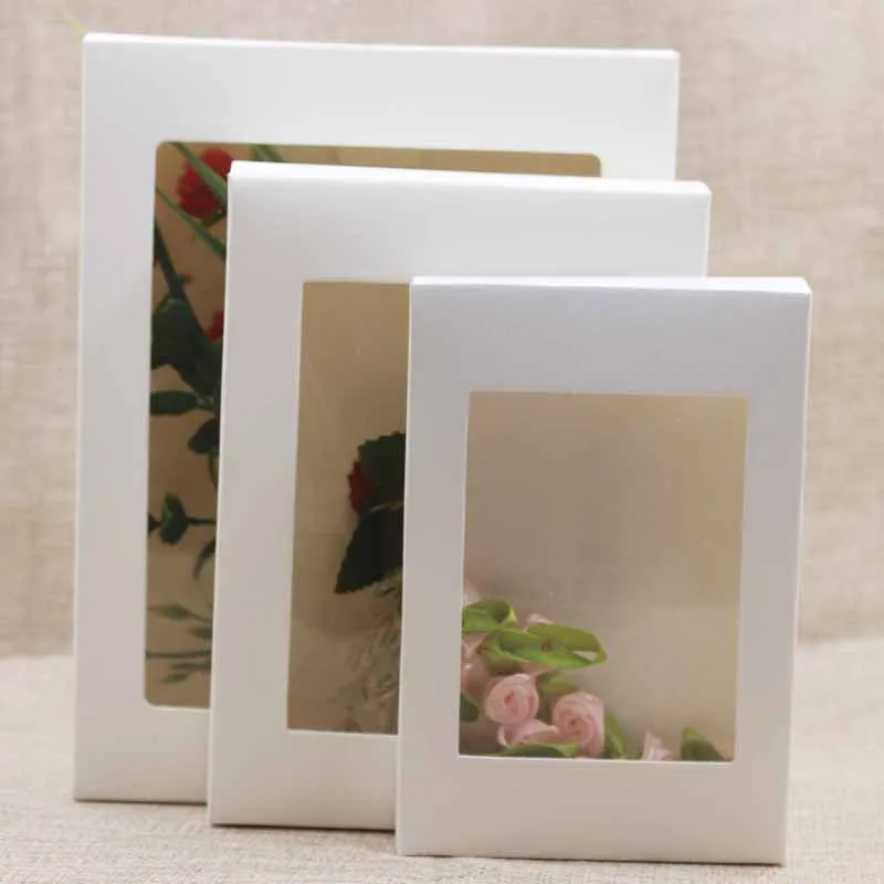 50pcs Clear Window Gift Box Kraft Paper Toys Scarf Jewelry Cosmetic Packaging Container Wedding Birthday Party Favor
50pcs Clear Window Gift Box Kraft Paper Toys Scarf Jewelry Cosmetic Packaging Container Wedding Birthday Party Favor