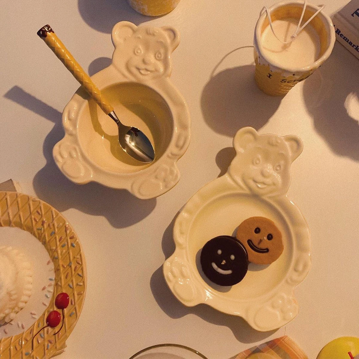 Ins Cute Tricolor Bear Bowl for One Person To Eat Exquisite and Textured Table Posing Props High Value Online Celebrity
Ins Cute Tricolor Bear Bowl for One Person To Eat Exquisite and Textured Table Posing Props High Value Online Celebrity