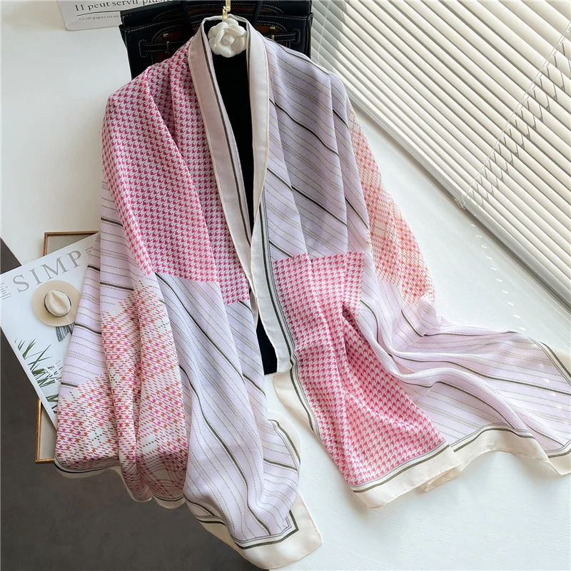 Luxury Brand Plaid Cotton Linen Scarf for Women Fashion Shawl Wraps Autumn Warm Poncho Bufanda Design Headband Hijab Bandana
Luxury Brand Plaid Cotton Linen Scarf for Women Fashion Shawl Wraps Autumn Warm Poncho Bufanda Design Headband Hijab Bandana