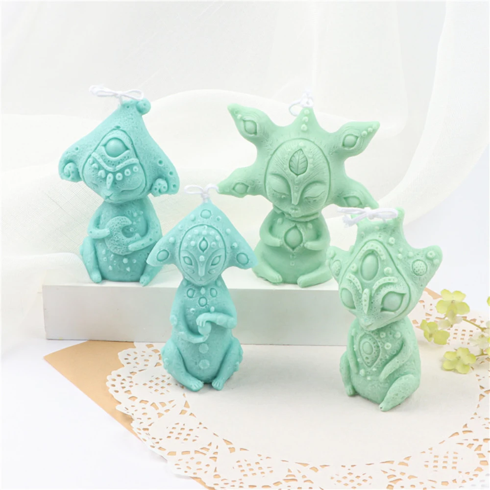 Cute Monster Silicone Candle Soy Wax Mold DIY Aromatherapy Candle Plaster Ornament Resin Soap Mold Gift Crafts Making Home Decor
Cute Monster Silicone Candle Soy Wax Mold DIY Aromatherapy Candle Plaster Ornament Resin Soap Mold Gift Crafts Making Home Decor
