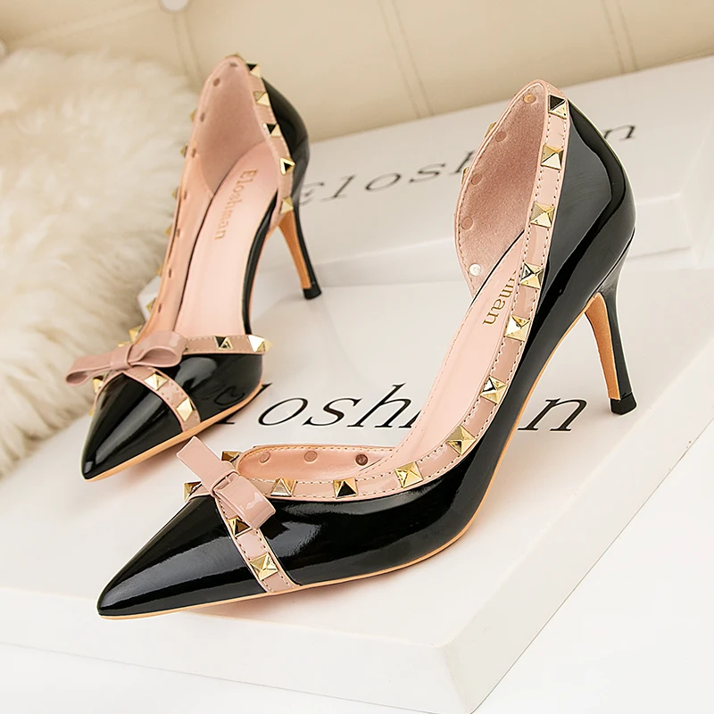 Shoes Women 2022 High Heels Female Summer Shoes Rivet Cage-like Bowknot Sexy Pumps Sandals Party Women with Heels Ladies
Shoes Women 2022 High Heels Female Summer Shoes Rivet Cage-like Bowknot Sexy Pumps Sandals Party Women with Heels Ladies