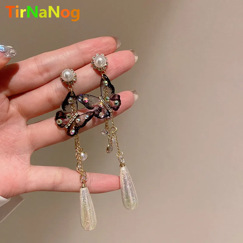 The Butterfly Tassel Baroque Imitation Pearl Pendant Earrings Fashion Classic Luxury Long Restoring Ancient Ways Stud Earrings
The Butterfly Tassel Baroque Imitation Pearl Pendant Earrings Fashion Classic Luxury Long Restoring Ancient Ways Stud Earrings