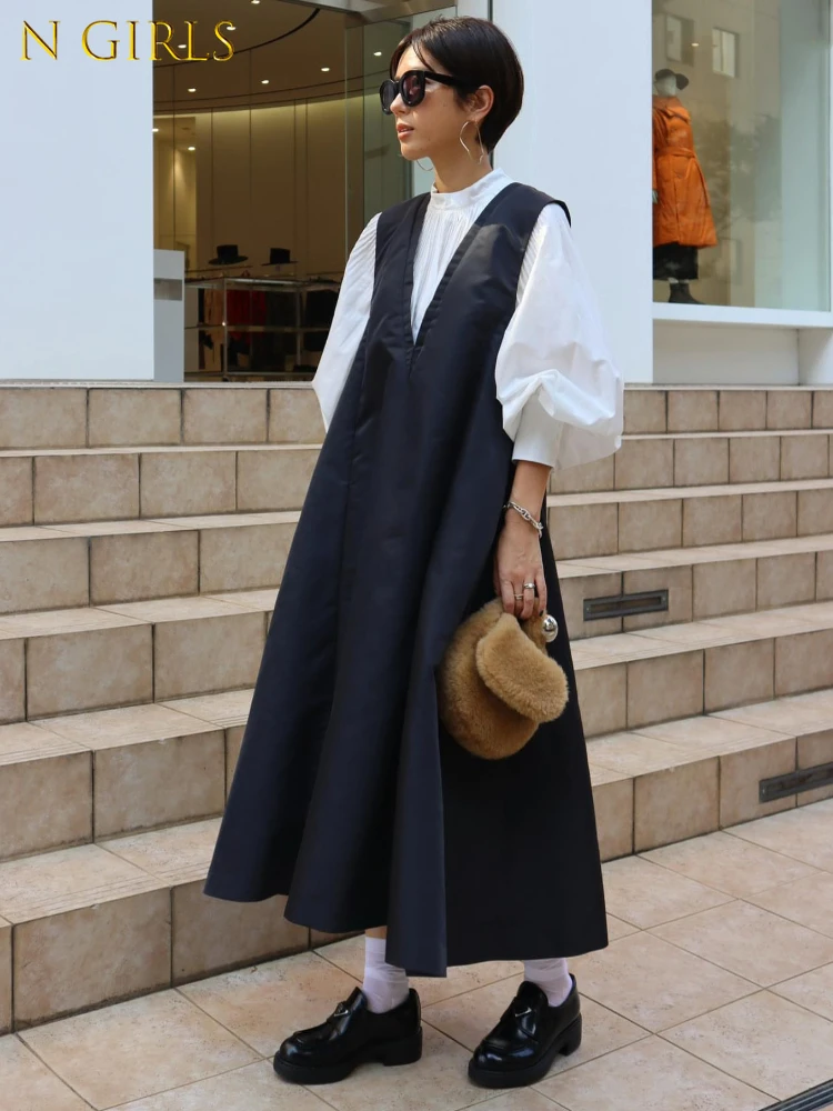 V-neck Fashion Sleeveless Dresses Spring All Match Black Vest Dress for Woman Zip Up Loose Long Robe Japanese Ladies
V-neck Fashion Sleeveless Dresses Spring All Match Black Vest Dress for Woman Zip Up Loose Long Robe Japanese Ladies